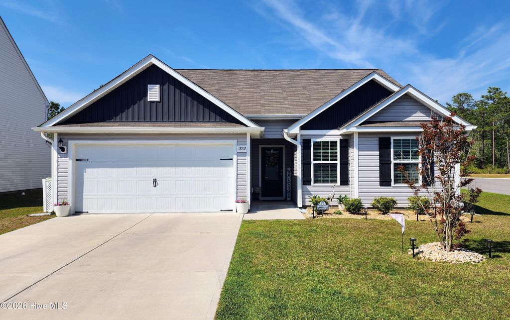 Photo of 1832 Tori Court SE, Bolivia, NC 28422 (MLS # 100568159)