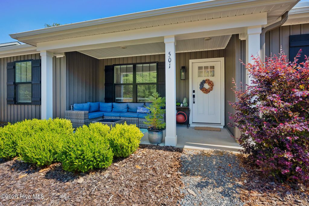 Photo of 501 Mcneill Road, Southern Pines, NC 28387 (MLS # 100572077)