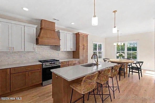 107 E Holly Ridge Road