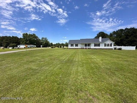 Homes For Sale - 22 Old Mill Road<br/> Willard, NC 28478