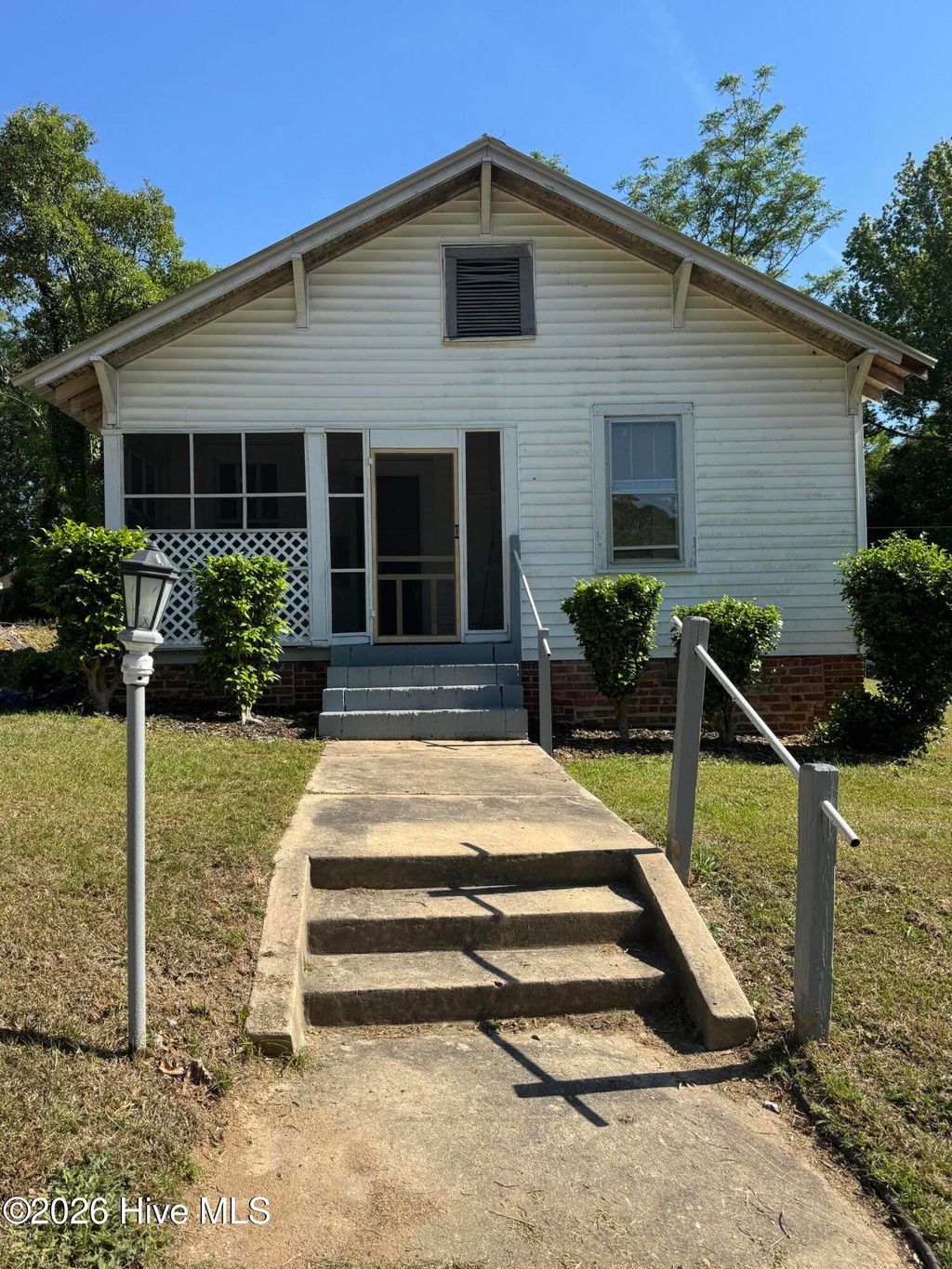 Photo of 302 Robinson Street, Rockingham, NC 28379 (MLS # 100571612)