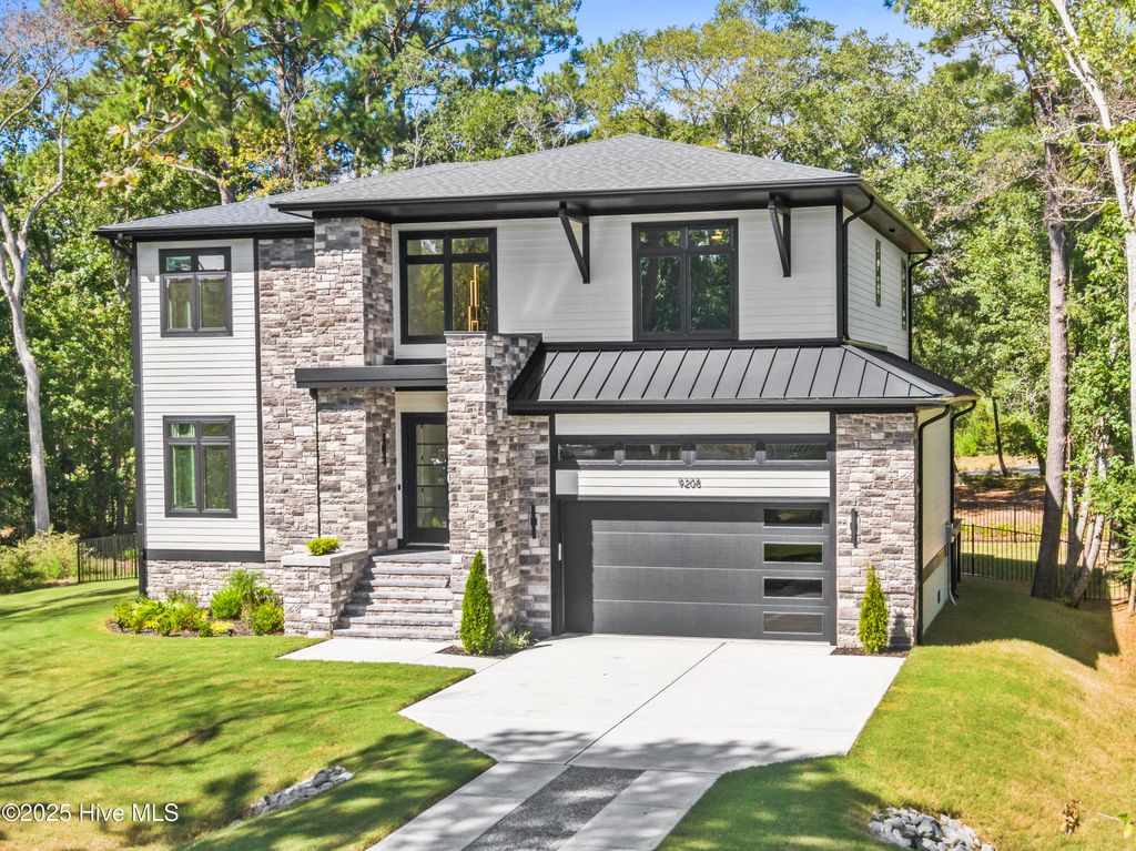 Photo of 9208 Sedgley Drive, Wilmington, NC 28412 (MLS # 100535066)