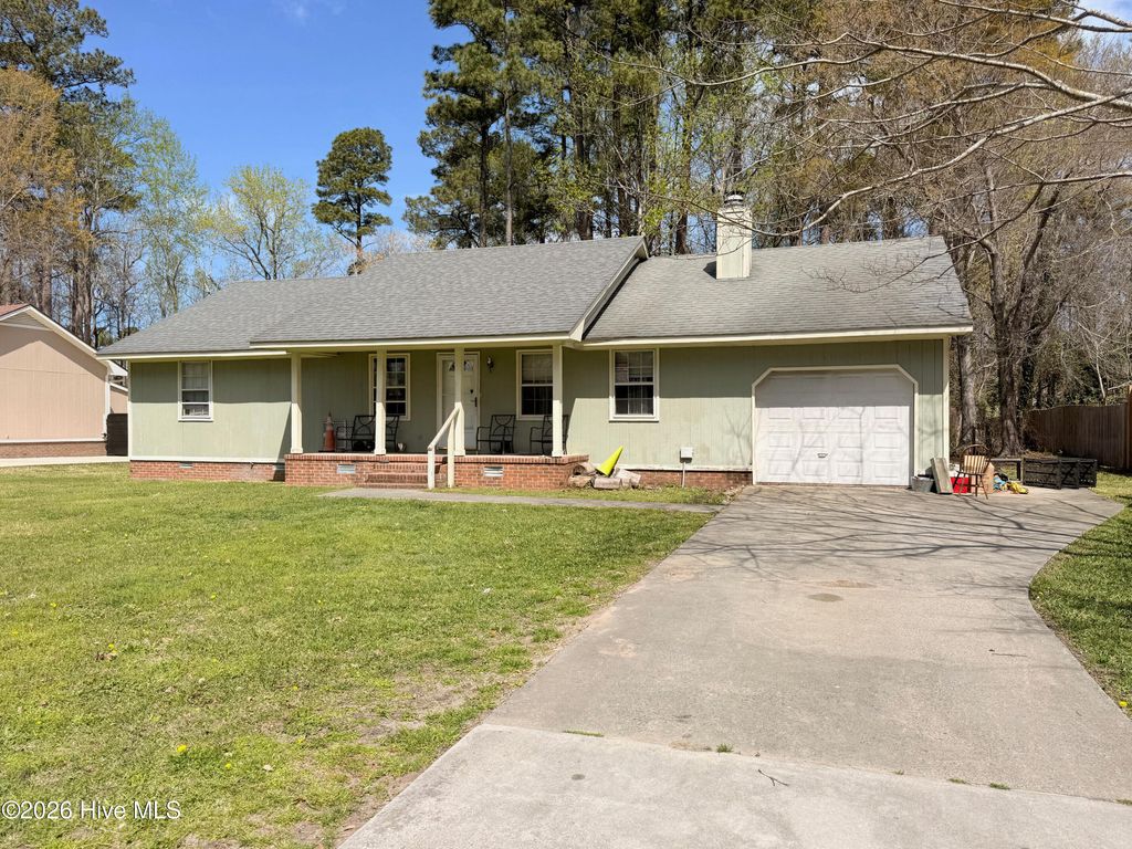 Photo of 225 Nottingham Drive, Havelock, NC 28532 (MLS # 100565509)
