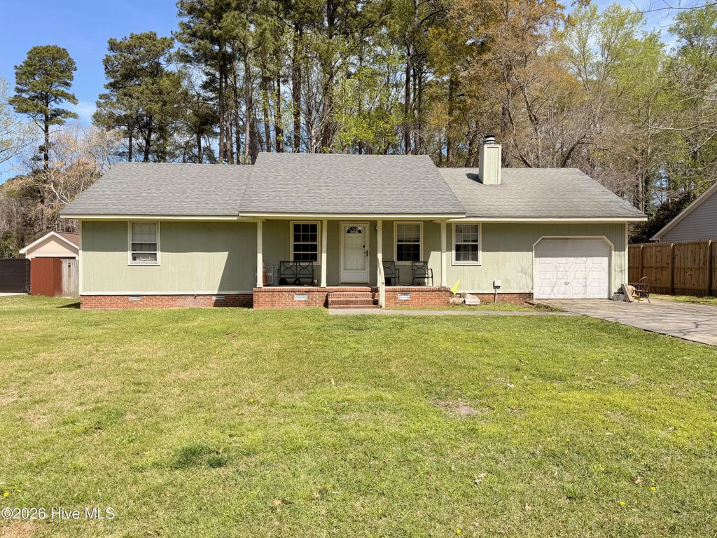 Photo of 225 Nottingham Drive, Havelock, NC 28532 (MLS # 100565509)