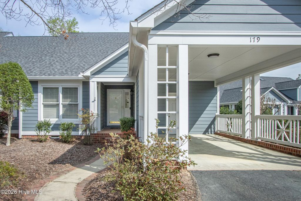 Photo of 179 N Knoll Road, Southern Pines, NC 28387 (MLS # 100563299)