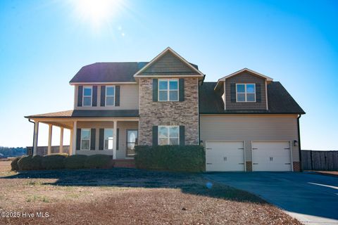 Photo of 71 Gillis Court, Coats, NC 27521 (MLS # 100546591)