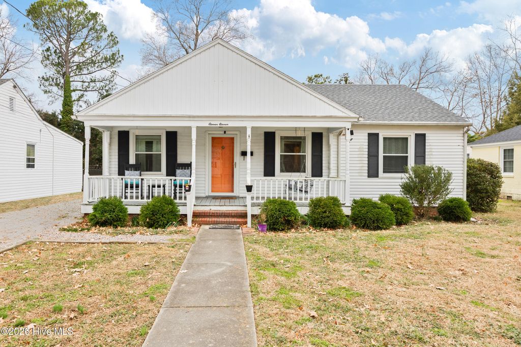 Photo of 1111 E Williams Circle, Elizabeth City, NC 27909 (MLS # 100551407)
