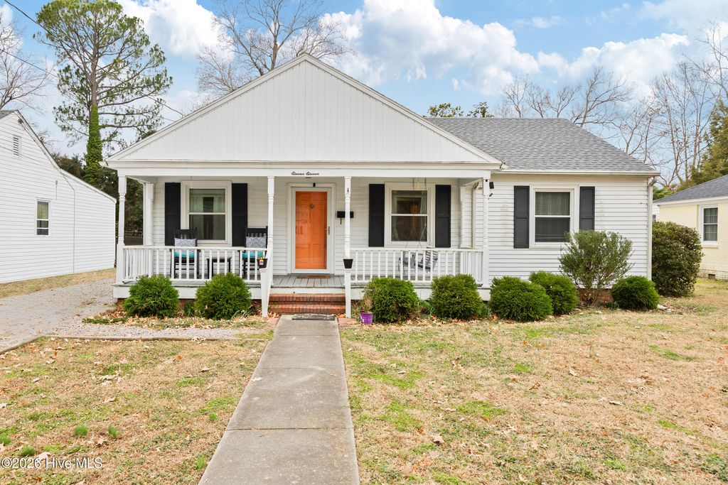 Photo of 1111 E Williams Circle, Elizabeth City, NC 27909 (MLS # 100551407)