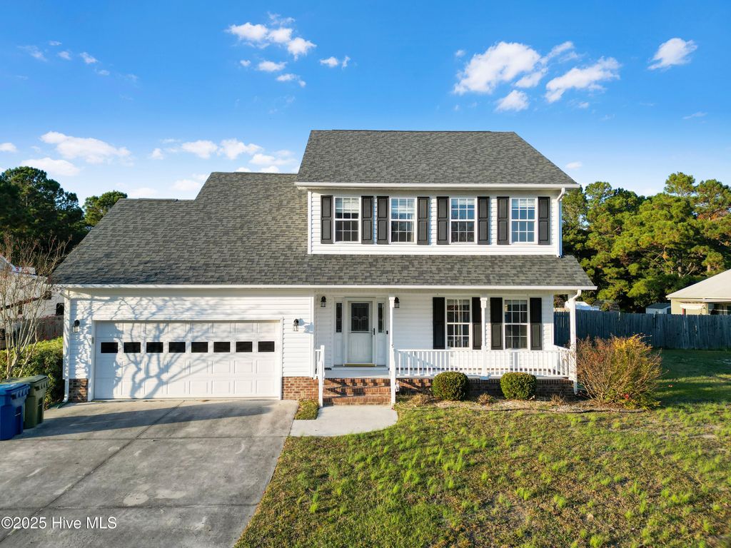 Photo of 283 Ennett Lane, Sneads Ferry, NC 28460 (MLS # 100546645)