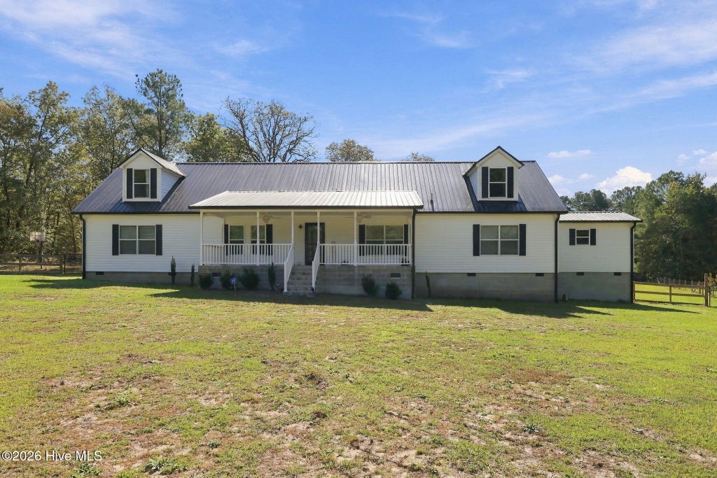Photo of 21708 Old Maxton Road, Maxton, NC 28364 (MLS # 100610522)