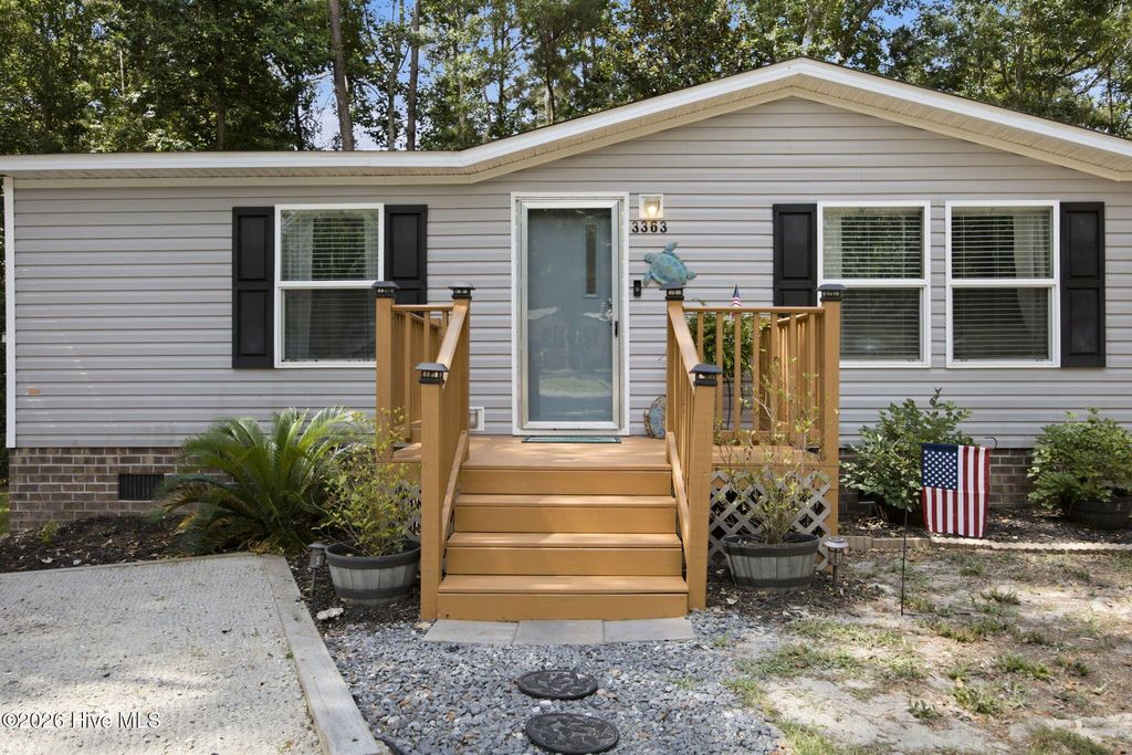 Photo of 3363 Teakwood Court SE, Bolivia, NC 28422 (MLS # 100587958)