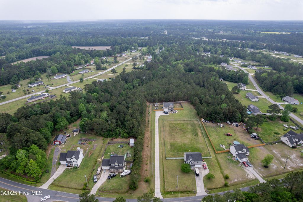 Photo of 235 Scott Jenkins Road, Jacksonville, NC 28540 (MLS # 100506268)
