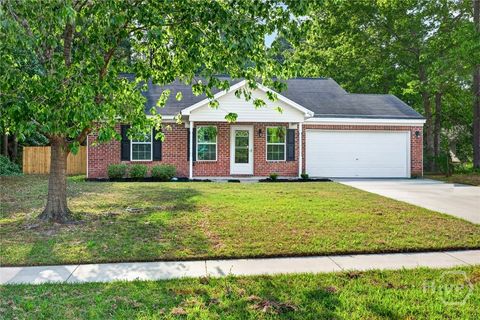 Homes For Sale - 410 Shadowbrook Circle<br/> Springfield, GA 31329