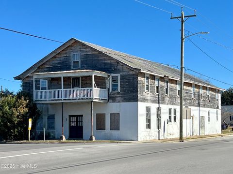 400 Pollock Street Beaufort NC 28516