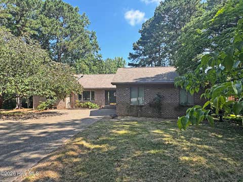 Photo of 6 Sunset Drive, Whispering Pines, NC 28327 (MLS # 100588784)