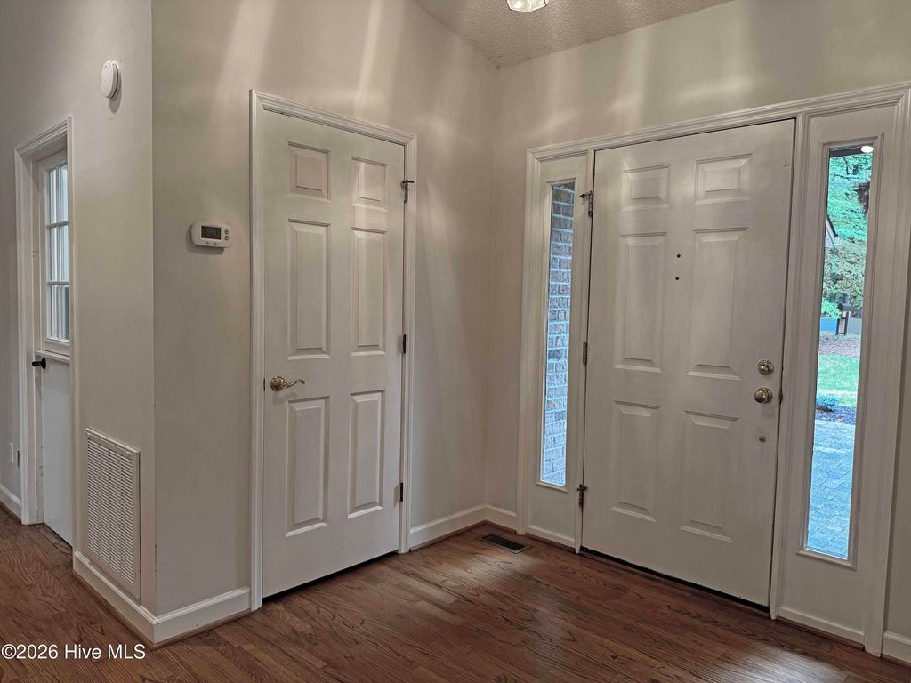 Photo of 6 Sunset Drive, Whispering Pines, NC 28327 (MLS # 100588784)
