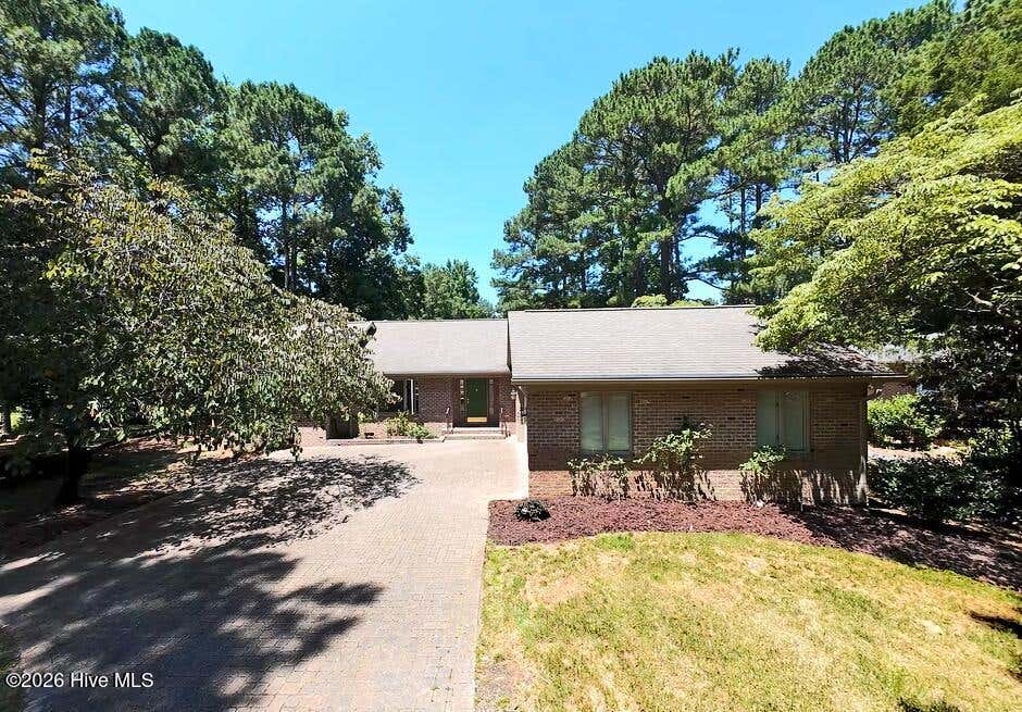 Photo of 6 Sunset Drive, Whispering Pines, NC 28327 (MLS # 100588784)