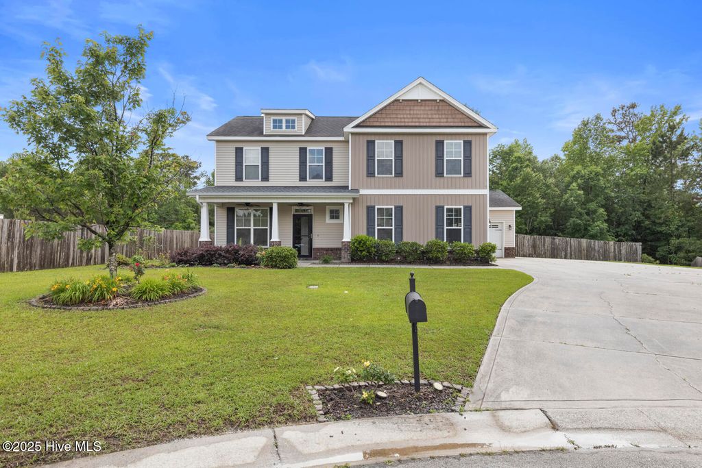 Photo of 302 First Post Road, Jacksonville, NC 28546 (MLS # 100507776)