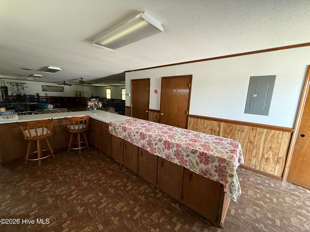Photo of 212 S Gillespie Street, Elizabethtown, NC 28337 (MLS # 100575052)