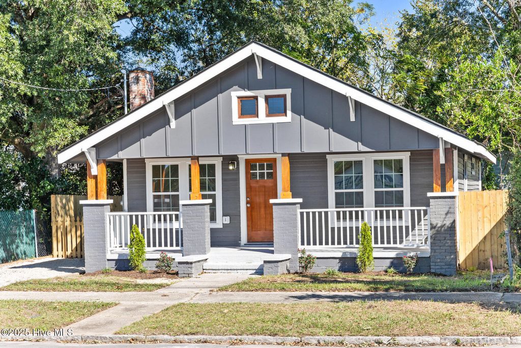 Photo of 513 S 13th Street, Wilmington, NC 28401 (MLS # 100536748)