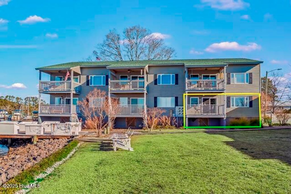 Photo of 303 Midyette Street #B7, Oriental, NC 28571 (MLS # 100483011)