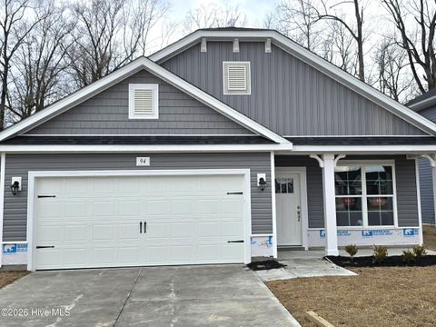 Homes For Sale - 94 Fishing Creek Drive<br/> New Bern, NC 28562