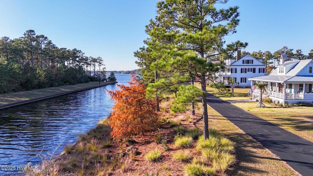 Photo of 790 E Harborside Road, Oriental, NC 28571 (MLS # 100546351)