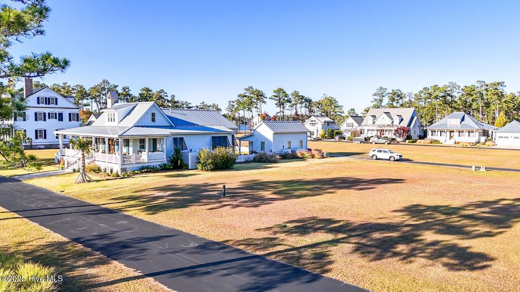 Photo of 790 E Harborside Road, Oriental, NC 28571 (MLS # 100546351)
