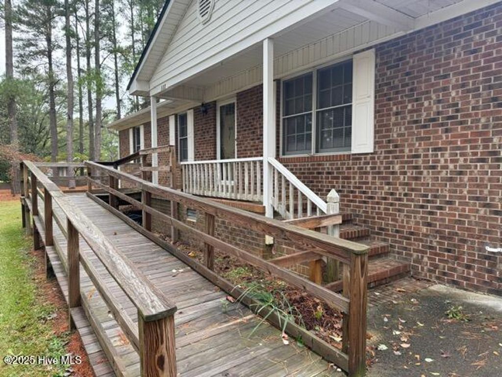 Photo of 135 Tucker Lane, Washington, NC 27889 (MLS # 100537629)