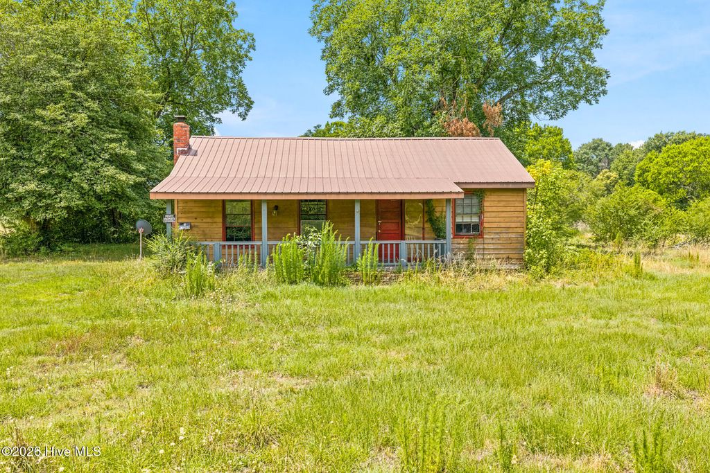 Photo of 145 Horseshoe Road, Rockingham, NC 28379 (MLS # 100587246)