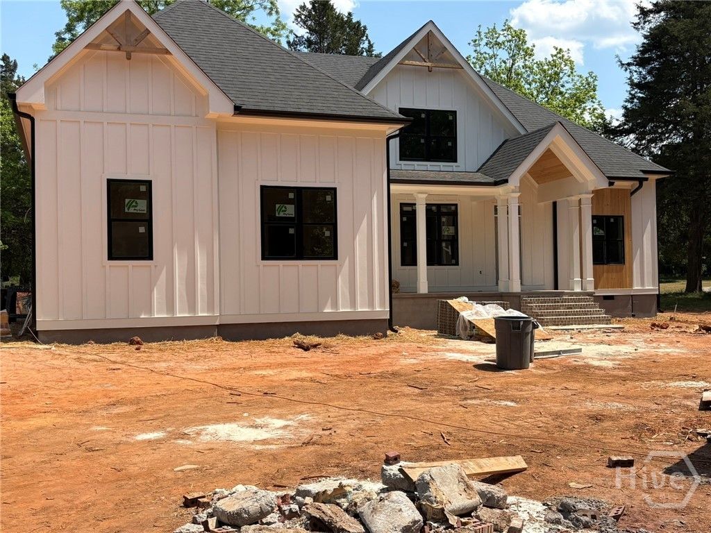 Photo of 106 Wiiliamsburg Lane, Athens, GA 30605 (MLS # CL354324)