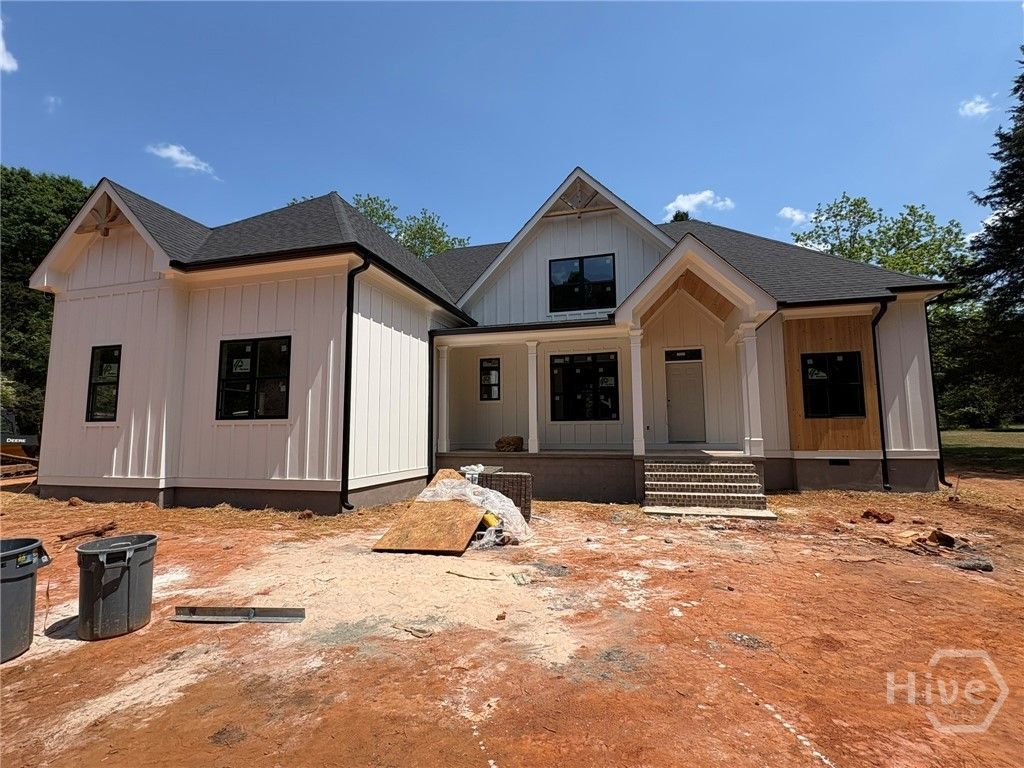Photo of 106 Wiiliamsburg Lane, Athens, GA 30605 (MLS # CL354324)