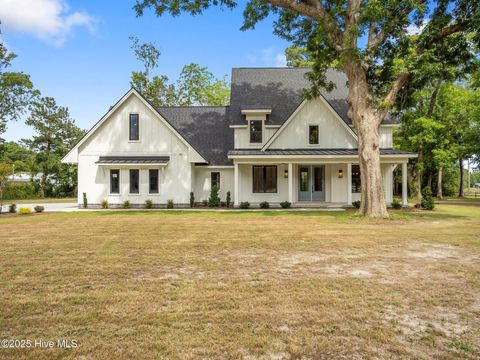 104 Indian Trail Beaufort NC 28516