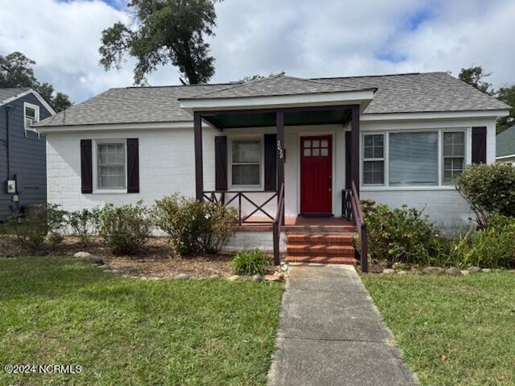 Photo of 2038 Jackson Street, Wilmington, NC 28401 (MLS # 100553966)