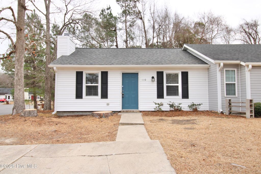 Photo of 110 Hickory Grove Drive, Jacksonville, NC 28546 (MLS # 100555905)