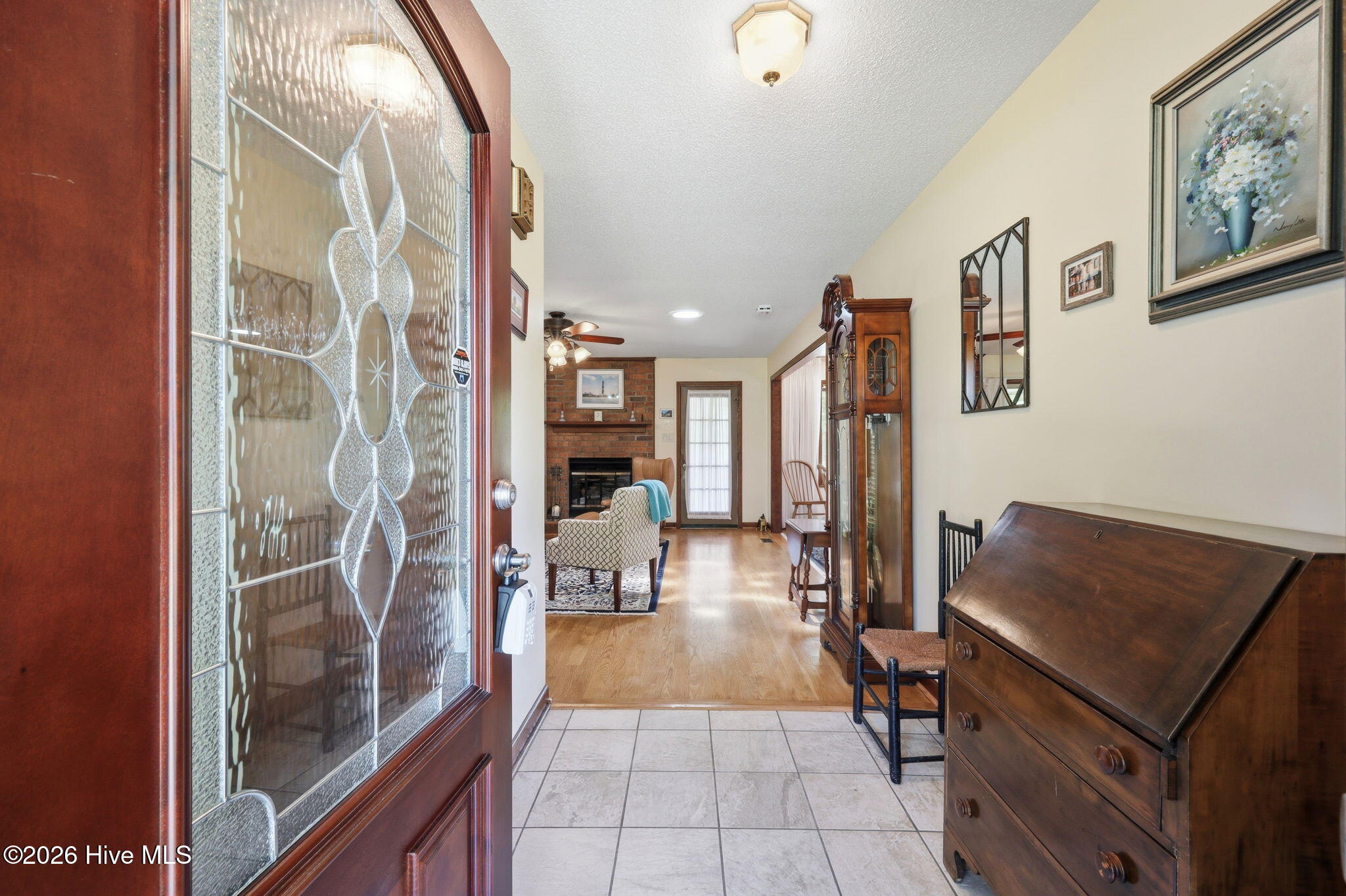 4903 Creekside Drive