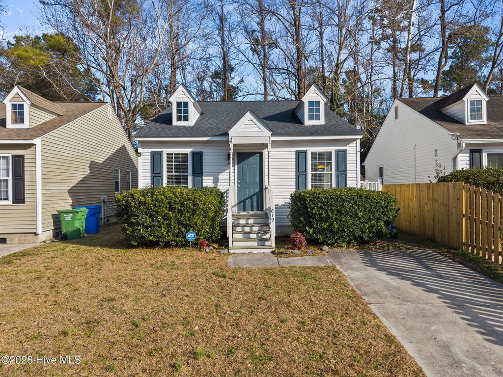 Photo of 619 Varsity Drive, Wilmington, NC 28403 (MLS # 100552735)