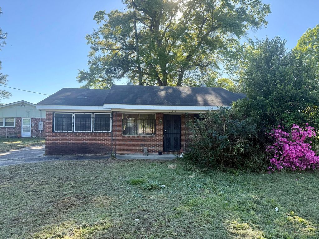 Photo of 301 E View Drive, Augusta, GA 30901 (MLS # 553867)