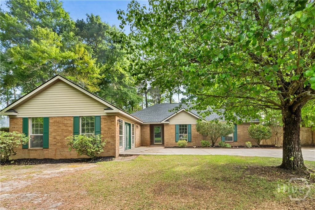 Photo of 114 Bradford Drive, Bloomingdale, GA 31302 (MLS # SA352913)