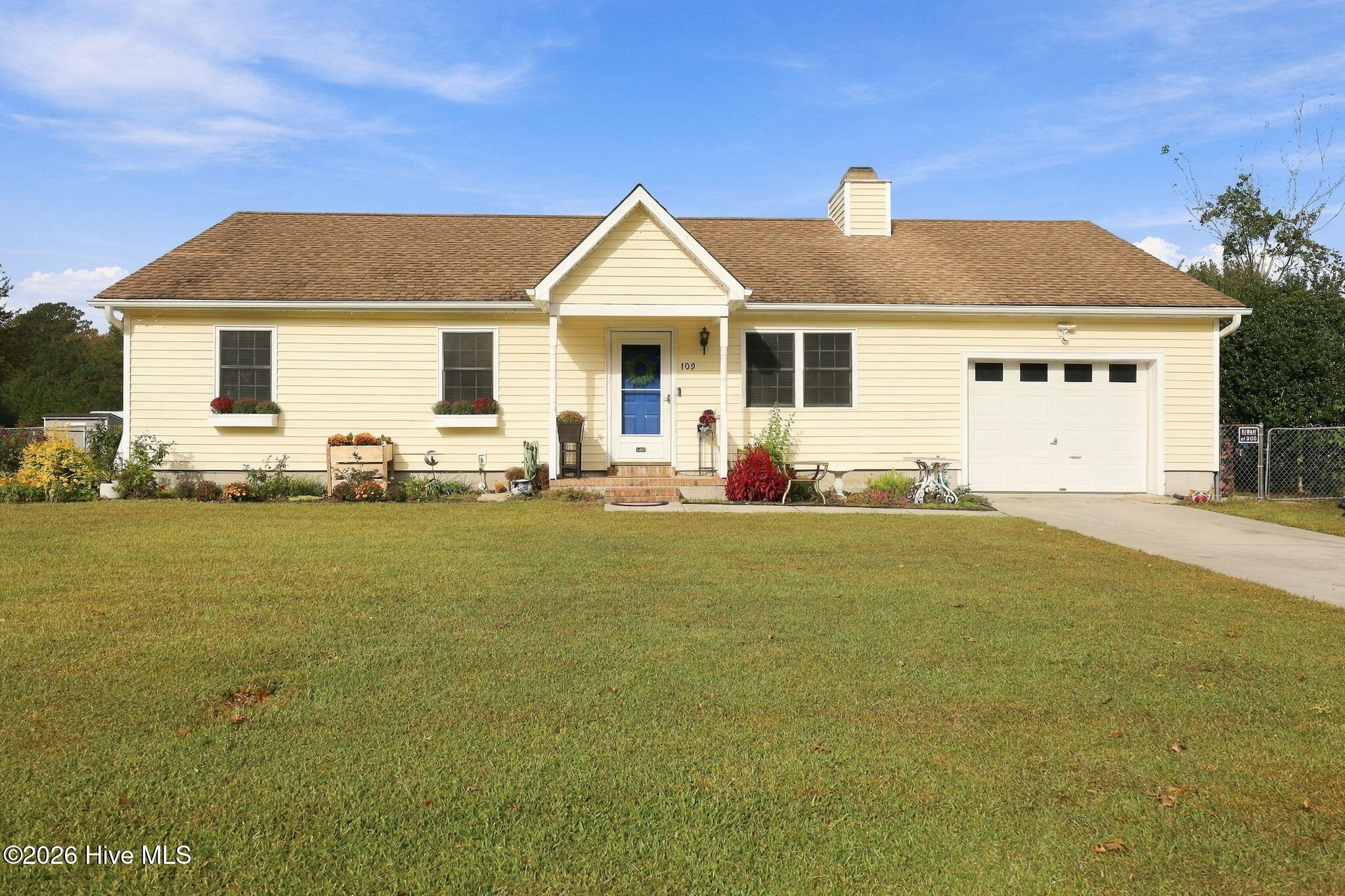 109 Falcon Crest Road