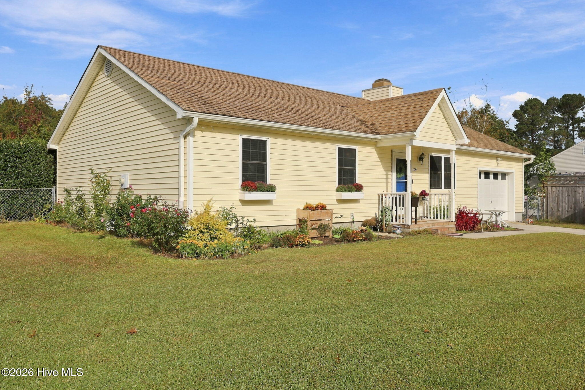 109 Falcon Crest Road