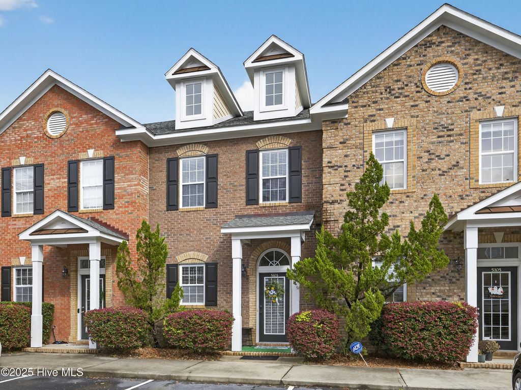 Photo of 5103 Exton Park Loop, Castle Hayne, NC 28429 (MLS # 100538983)