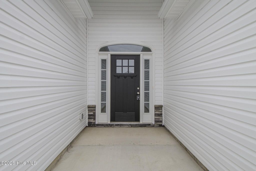 Photo of 731 Regiment Road, Jacksonville, NC 28546 (MLS # 100511228)