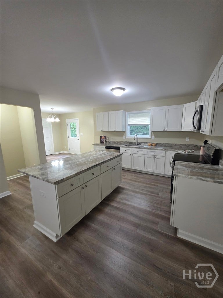 475 Somerset Drive