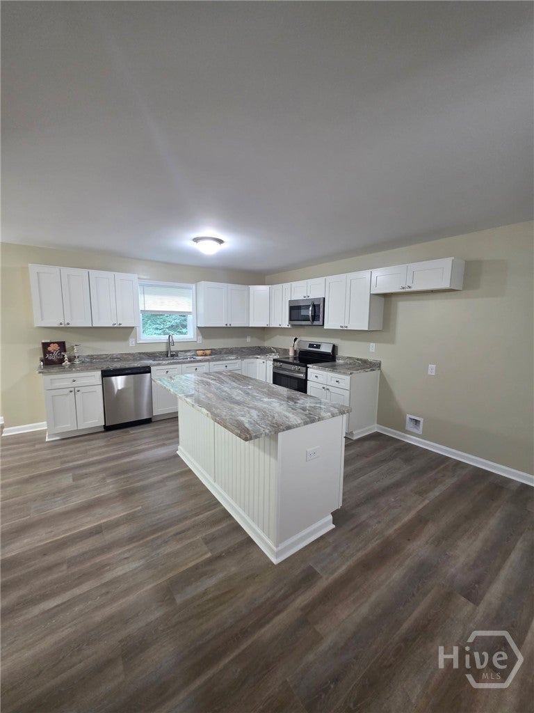 475 Somerset Drive