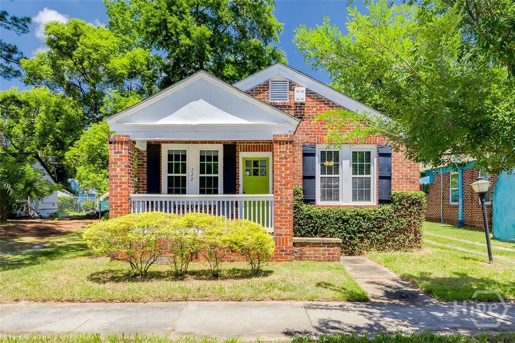 Photo of 722 E 40th Street, Savannah, GA 31401 (MLS # SA356581)
