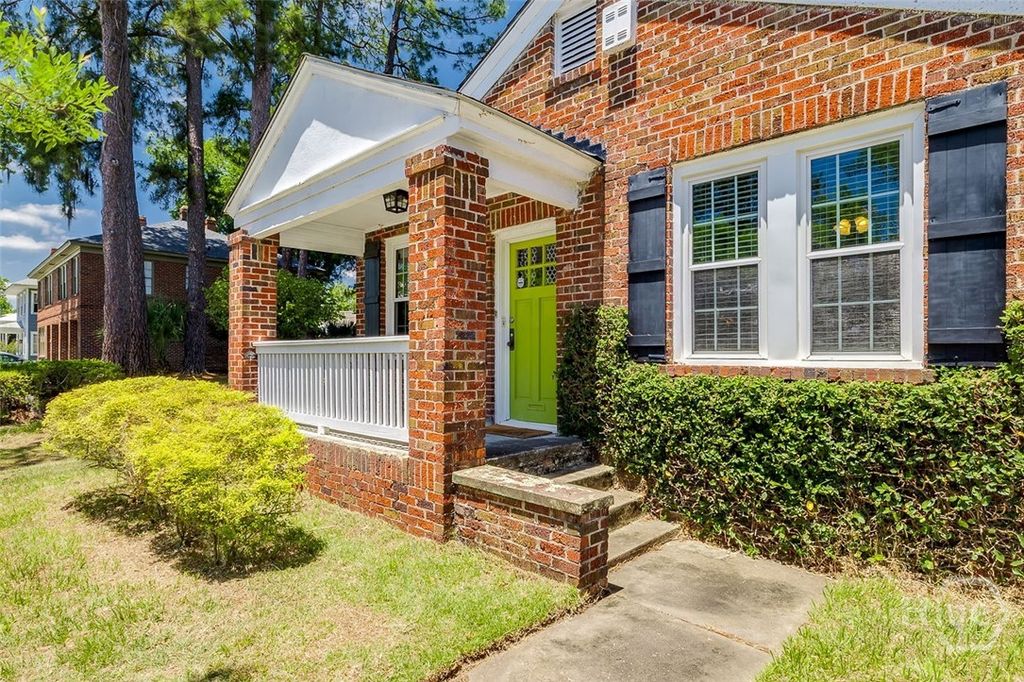 Photo of 722 E 40th Street, Savannah, GA 31401 (MLS # SA356581)