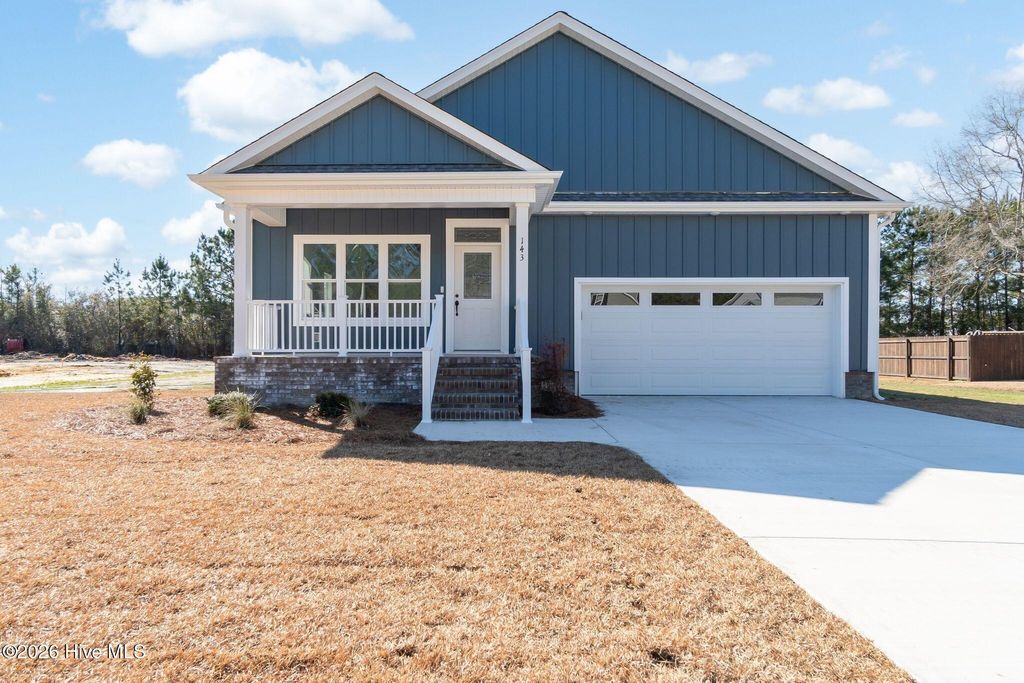 Photo of 143 Laura Drive, New Bern, NC 28562 (MLS # 100523147)
