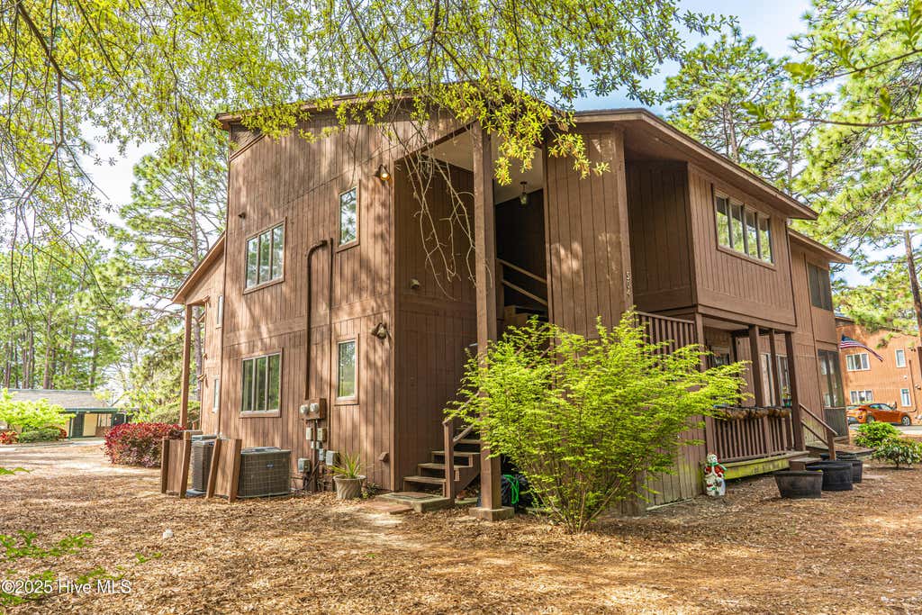 Photo of 504 Fairway Court, Southern Pines, NC 28387 (MLS # 100588702)