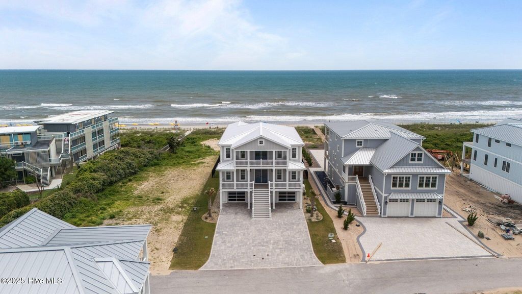 Photo of 105 Roosevelt Drive, Pine Knoll Shores, NC 28512 (MLS # 100514382)